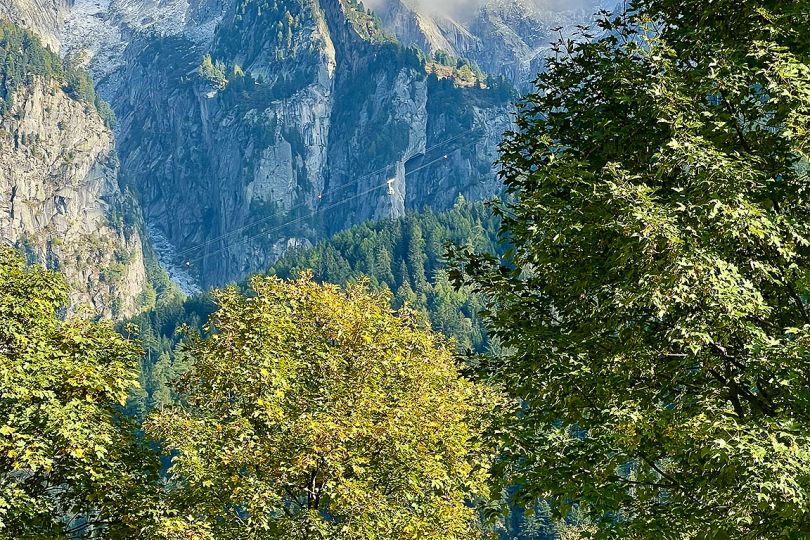 Pic Nic mit Bergen im Hintergrund